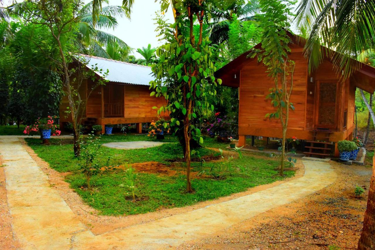 Wild Lake Side Udawalawe Luaran gambar